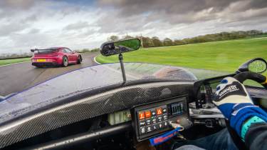 Porsche 911 GT3 Manthey Racing v Spartan